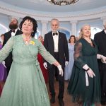 Роскошный весенний бал закружил в ритме старинных танцев весь Кисловодск
