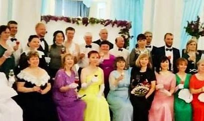 Роскошный весенний бал закружил в ритме старинных танцев весь Кисловодск