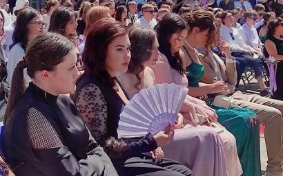 Традиции и достижения: церемония награждения выпускников-медалистов прошла в Кисловодске