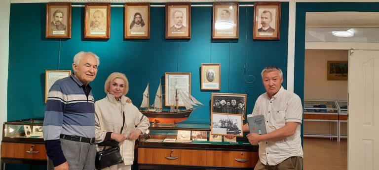 «Призрачно все в этом мире бушующем…»