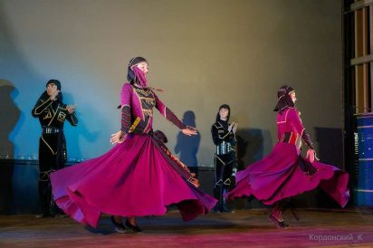 Сердце бьется в такт! В Национальном парке "Кисловодский" прошел благотворительный концерт в поддержку участников СВО