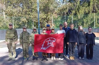 Ветераны и юнармейцы Кисловодска осваивают игру в городки