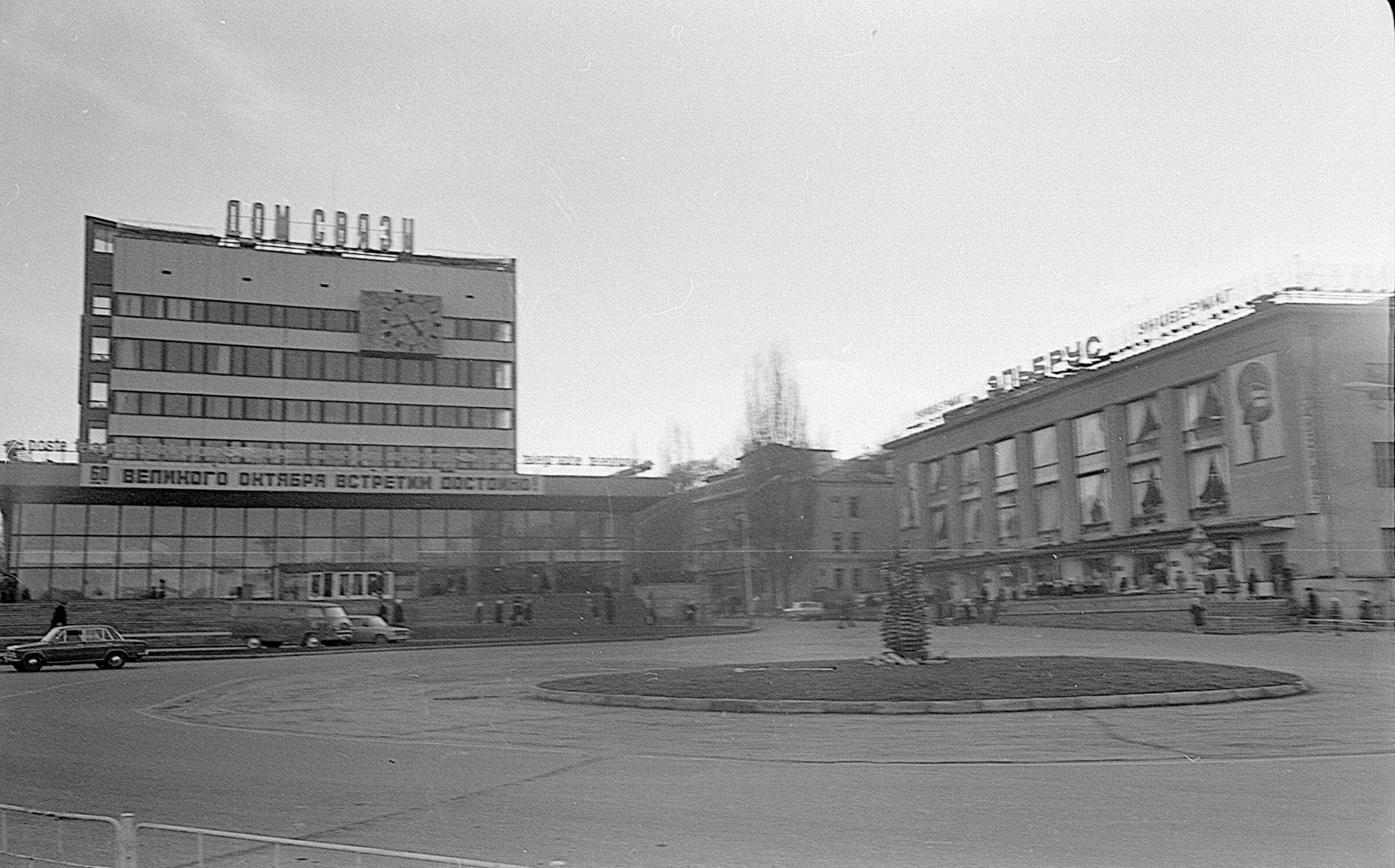 На Октябрьской площади в Кисловодске могут появиться светофоры и фонтан в центре автомобильного круга