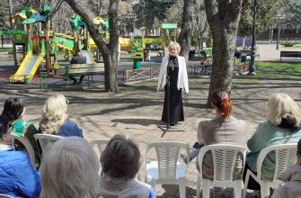 Навстречу читателям: библиотеки - в парках и на парклетах