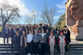 В Кисловодске отметили День ракетных войск и артиллерии В Кисловодске отметили День ракетных войск и артиллерии