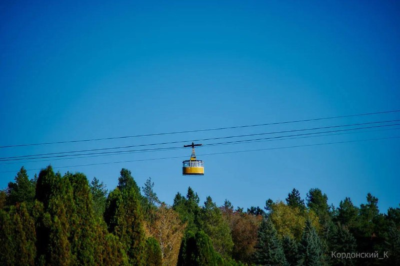 НОЯБРЬ РЕШИЛ ПОШУТИТЬ - И ПОДАРИЛ ЛЕТО!