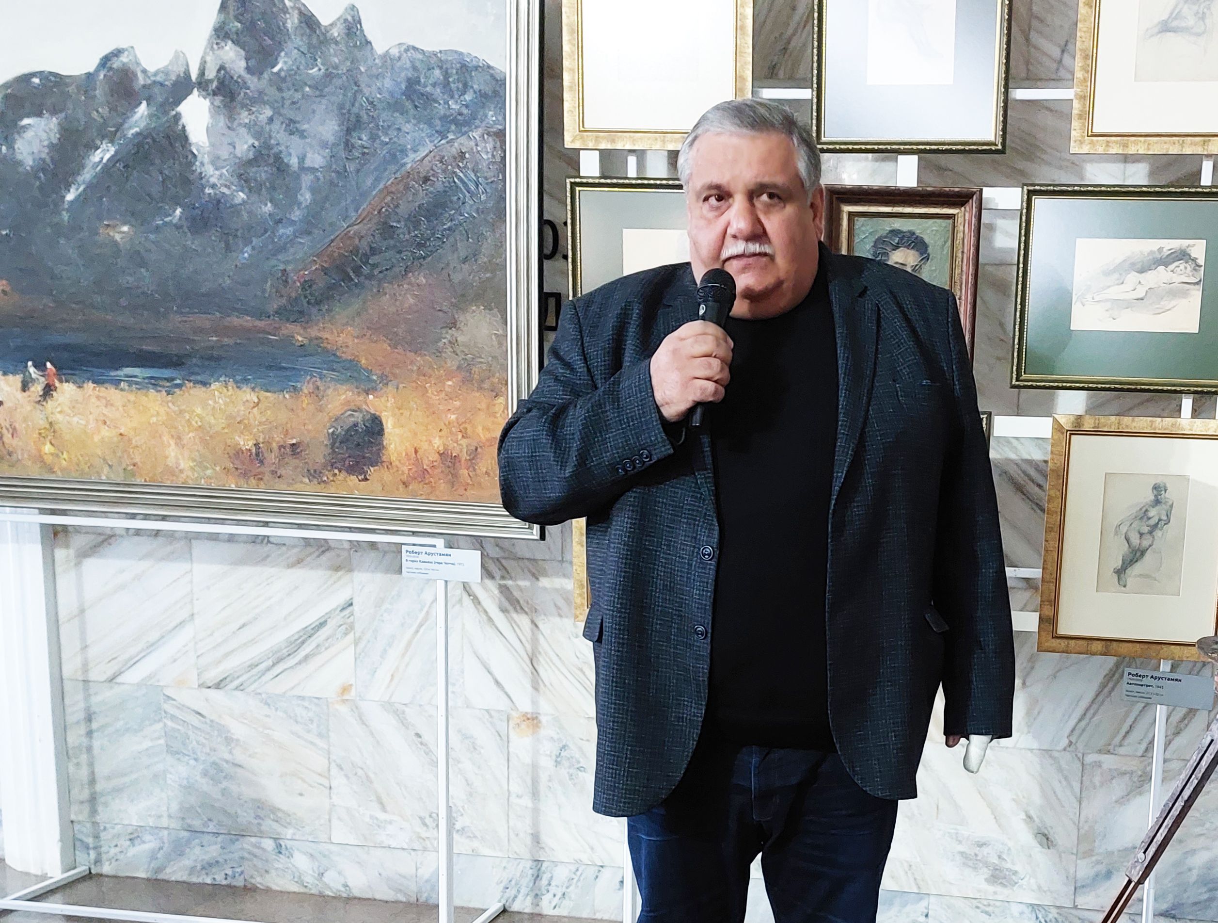 Личные вещи и вдохновившие ароматы: к 100-летию кисловодского живописца Роберта Арустамяна