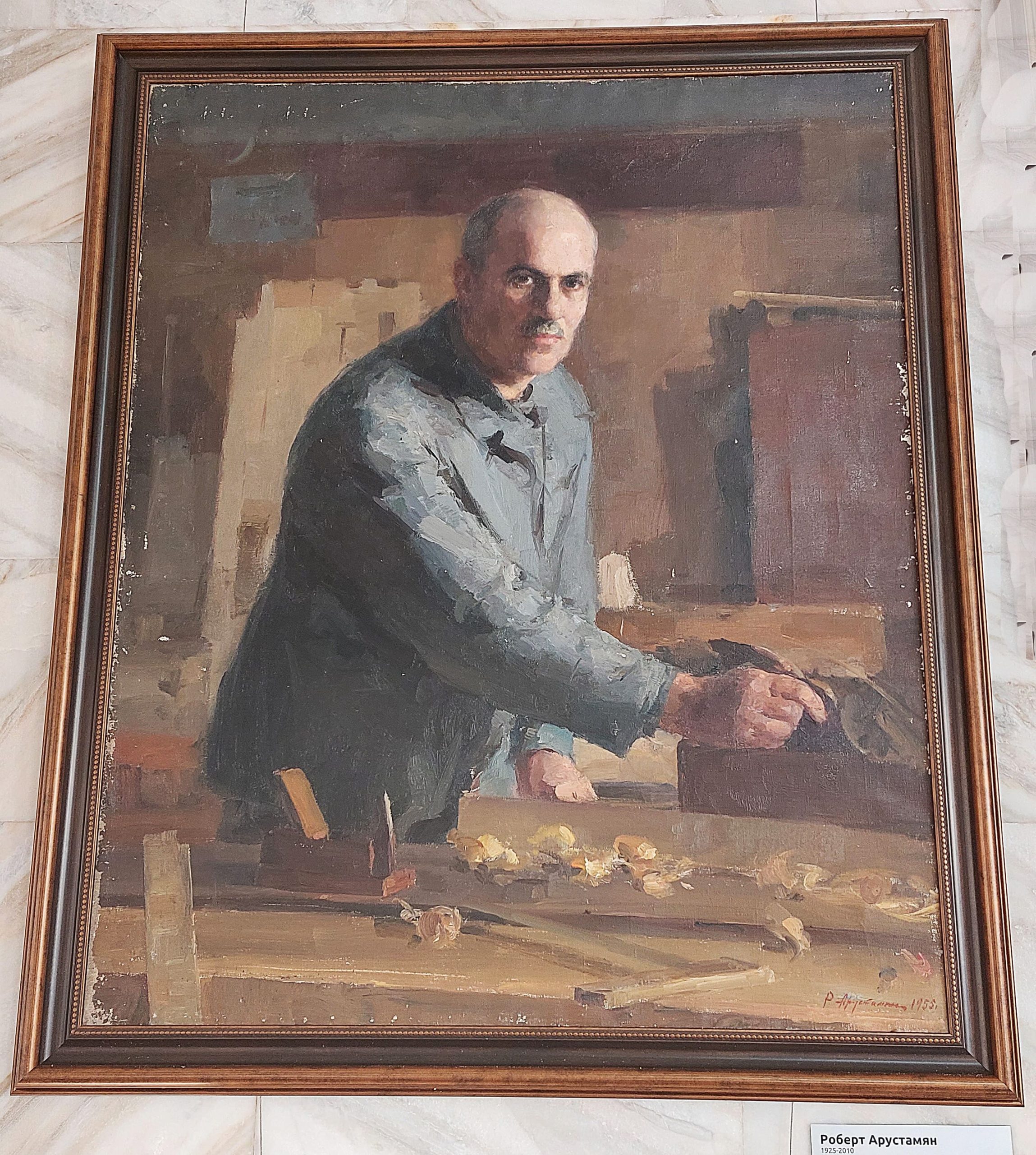 Личные вещи и вдохновившие ароматы: к 100-летию кисловодского живописца Роберта Арустамяна