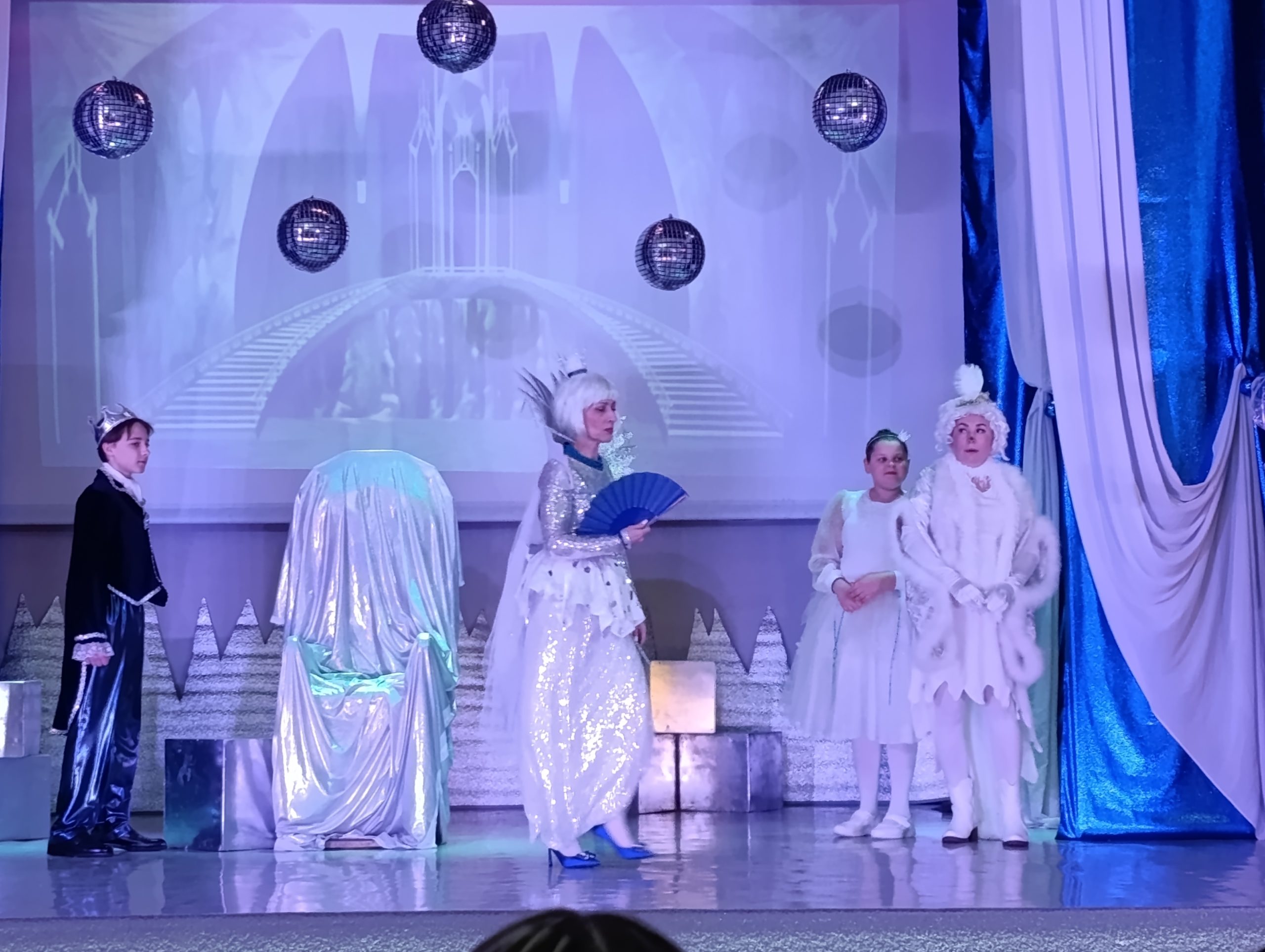 "Волшебное приключение" как подарок детям к Новому году: новая постановка в пятигорском ДДТ