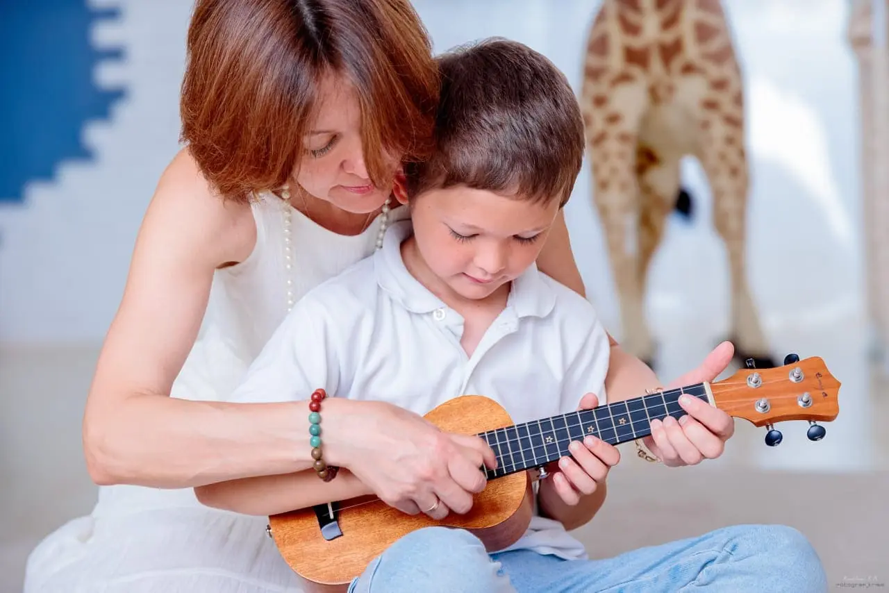 Африканские барабаны и гавайские гитары – благодаря  социальному контракту