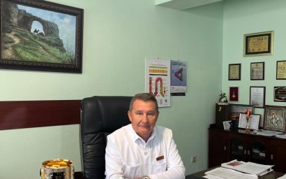 О медицине, о поэзии и о душе: директору санатория «Родник» Федору Баранцеву вручили краевую награду