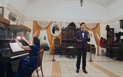 Кавказ роднее всей Европы: певец Дэни Микаев в Кисловодске
